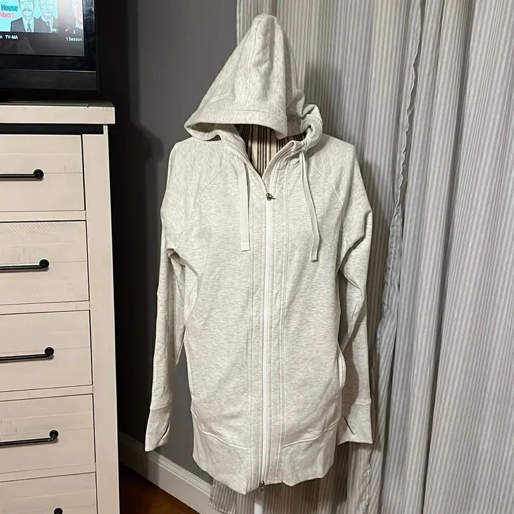 Athleta Zip Up Cream Hopdie